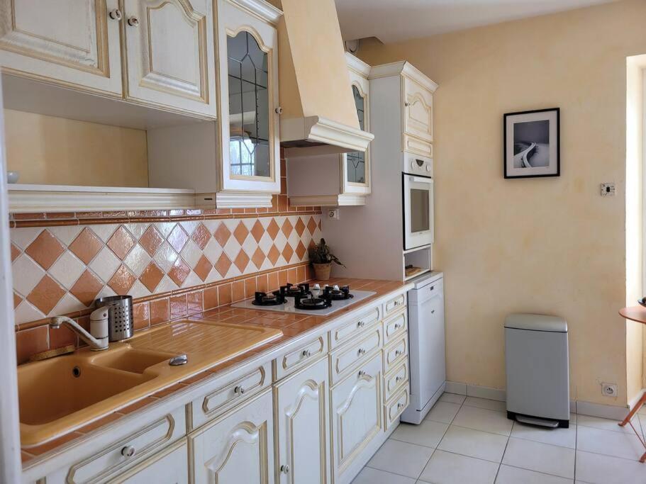 Maison Au Calme A 2 Pas Du Port Cancale Kültér fotó